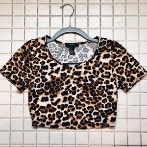 Leopard Crop Top